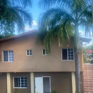 https://montego-bay-ironshore-luxury-studio.comcaribbean.com