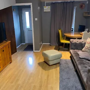 https://entire-1-bedroom-city-house.brighton-hotels-england.com